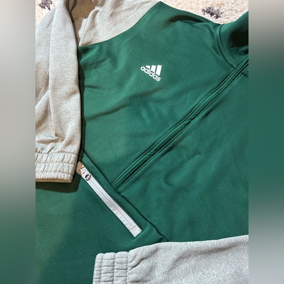 Adidas Green and Gray Pullover for Casual Comfort - Picture 2 of 5